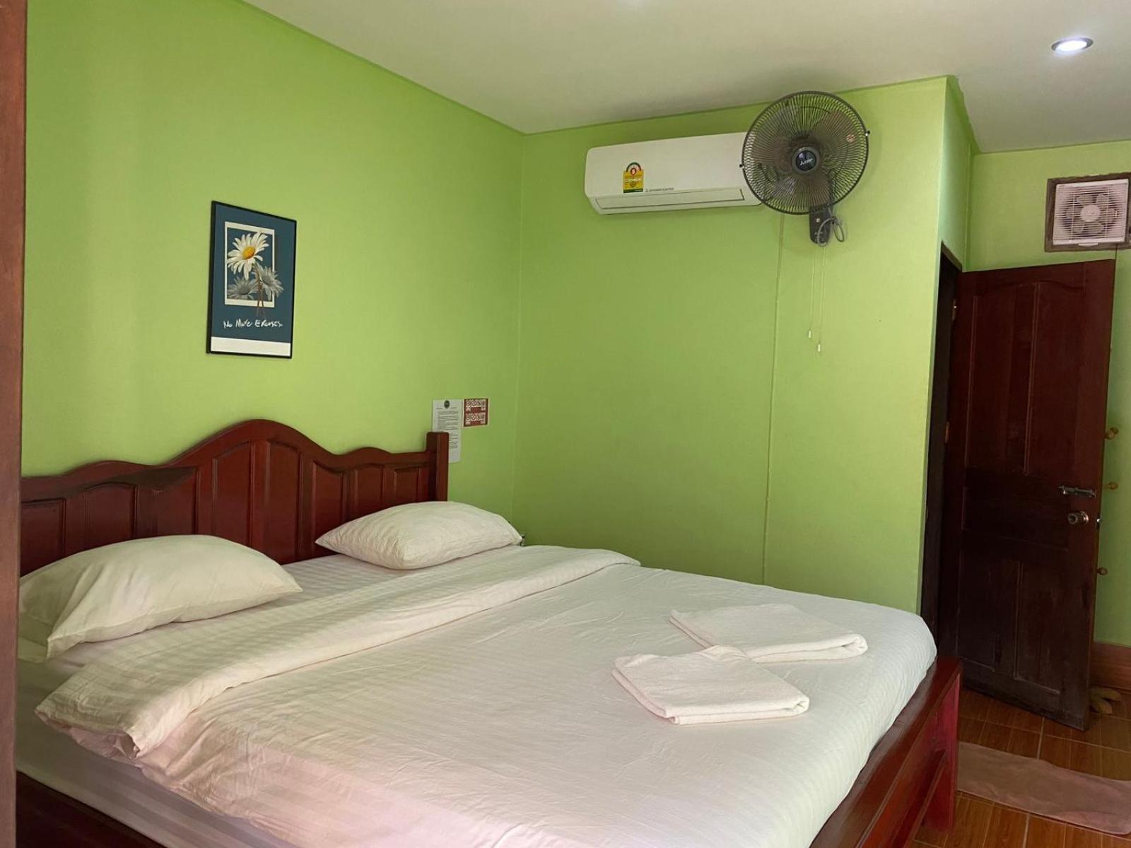 Letana Guesthouse Ban O Екстериор снимка